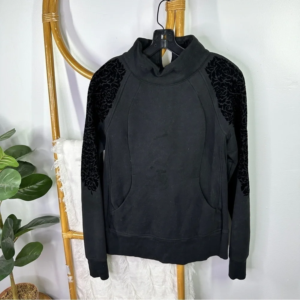 Lululemon Black Floral Flock Pullover sz 10